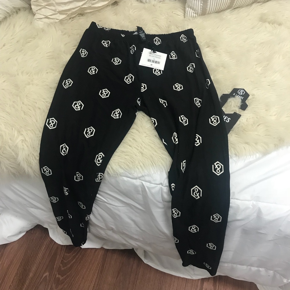 Agnes and Dora logo leggings